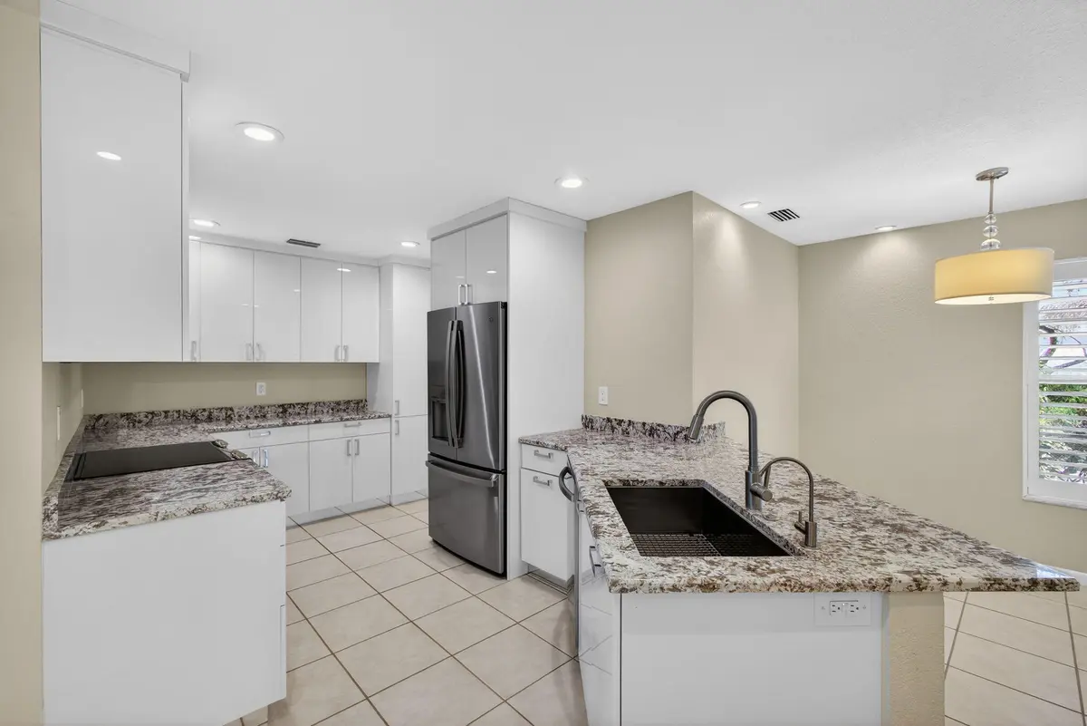 22-web-or-mls-5D1A5024 at 512 Ocean Dunes Circle, Jupiter