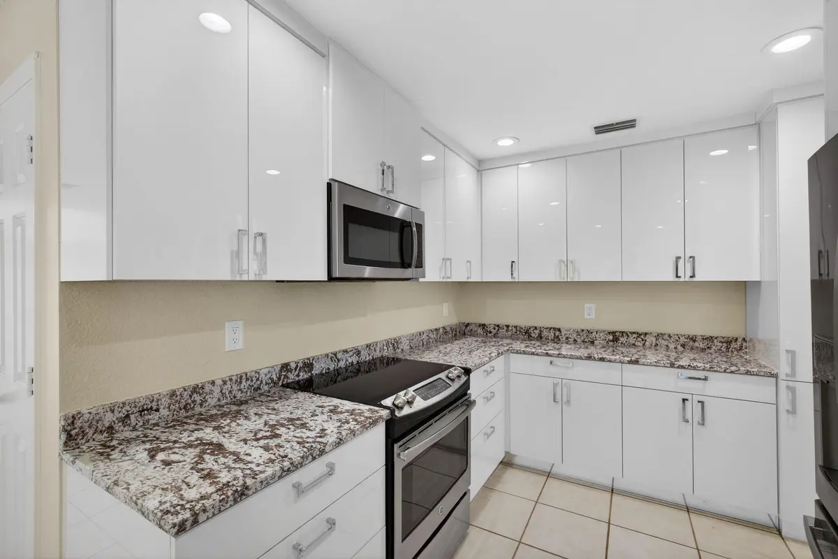 23-web-or-mls-5D1A5029 at 512 Ocean Dunes Circle, Jupiter