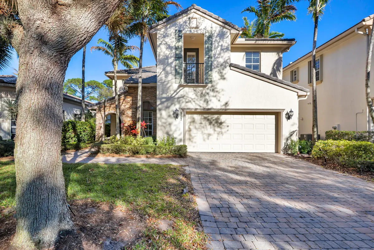 957 Mill Creek Drive at 957 Mill Creek Drive, Palm Beach Gardens