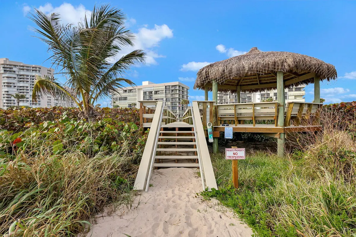 5055 N Hwy A1A #505 at 5055 N Highway A1a 505, Hutchinson Island