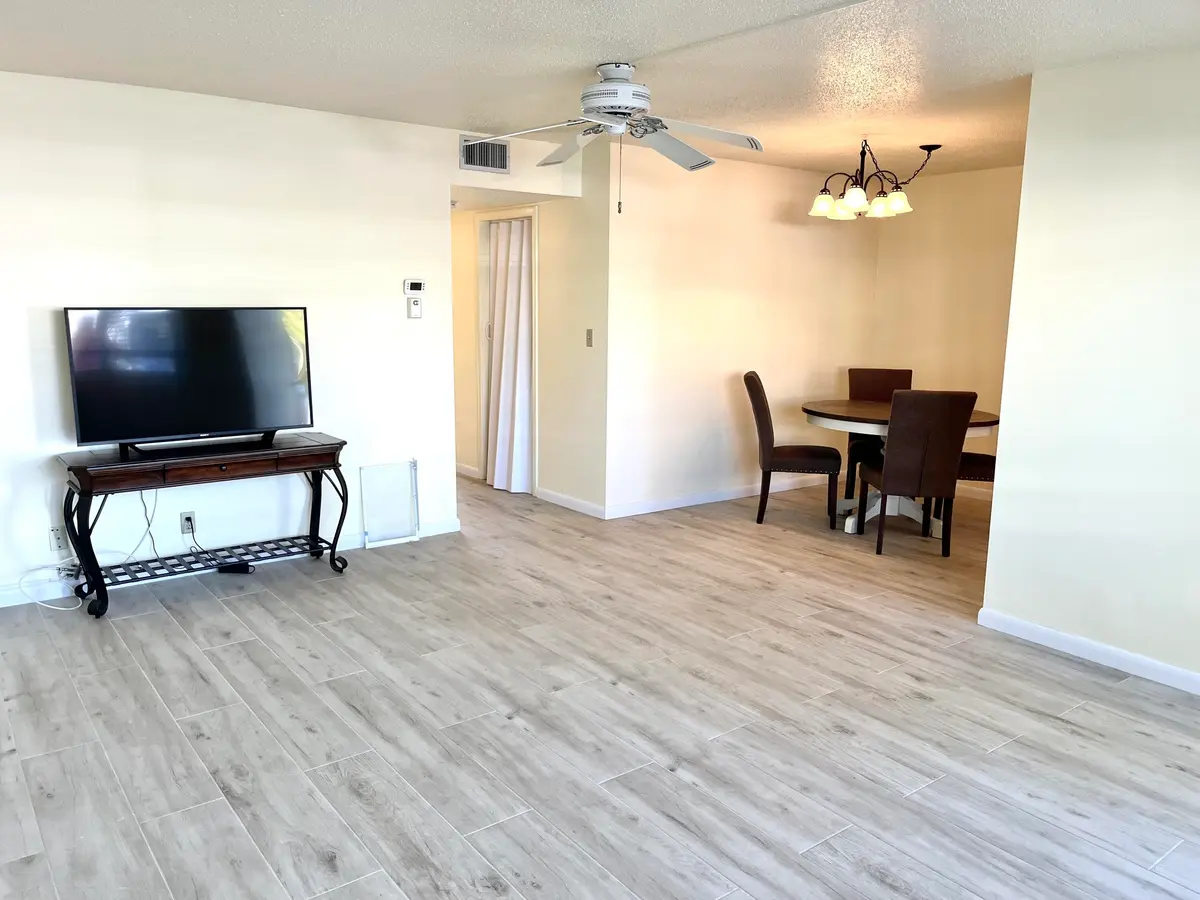 IMG_4531 at 100 Doolen Court 112, North Palm Beach