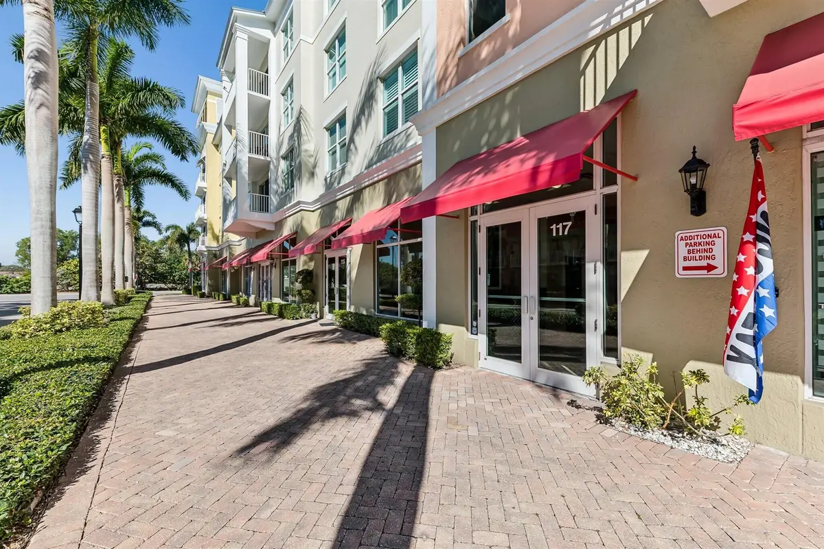 46-4001 at 117 Moorings Drive 38-39, Lantana