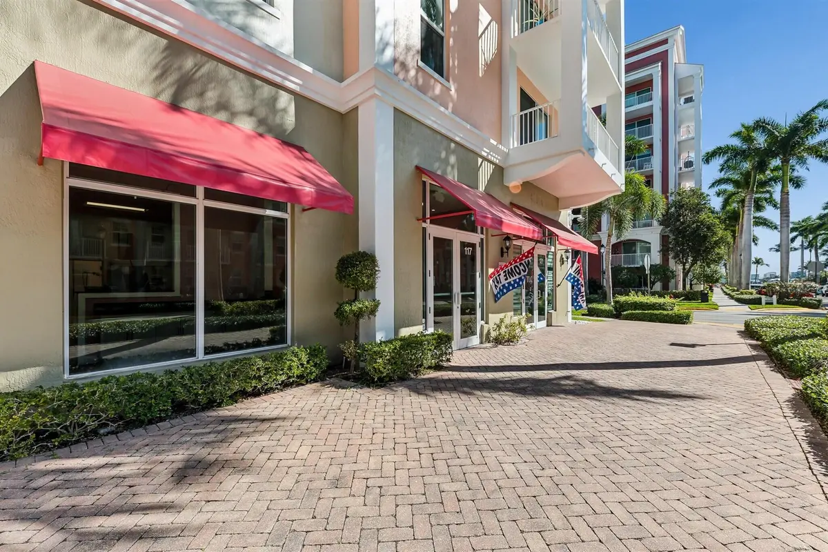 47-4002 at 117 Moorings Drive 38-39, Lantana