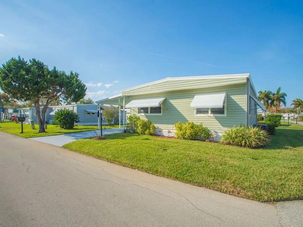 Image00021 at 309 NE Pinelake Village Boulevard, Jensen Beach
