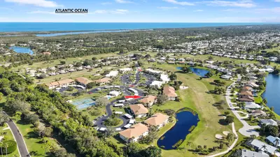 6820 SE Constitution Boulevard 103, Hobe Sound – sold