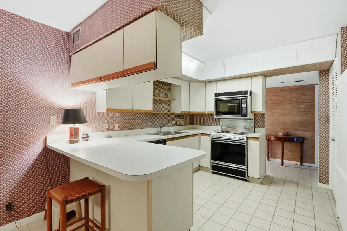 Kitchen at 500 Ocean Trail Way 111, Jupiter