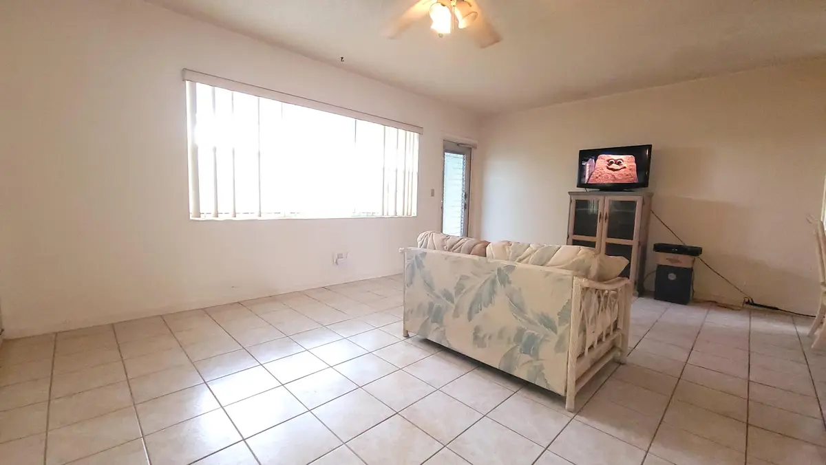 21 Norwich A, West Palm Beach, FL – photo 2