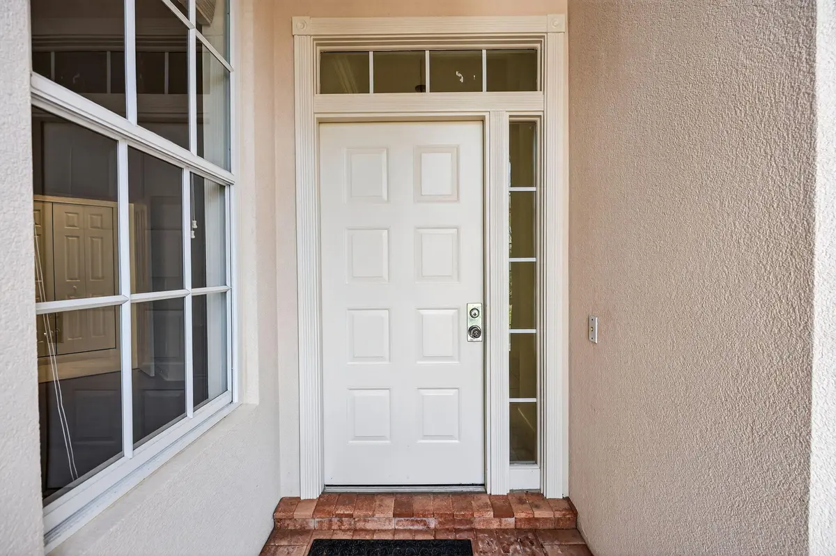 7-web-or-mls-_MLP3302 at 8293 SE Palm Hammock Lane, Hobe Sound