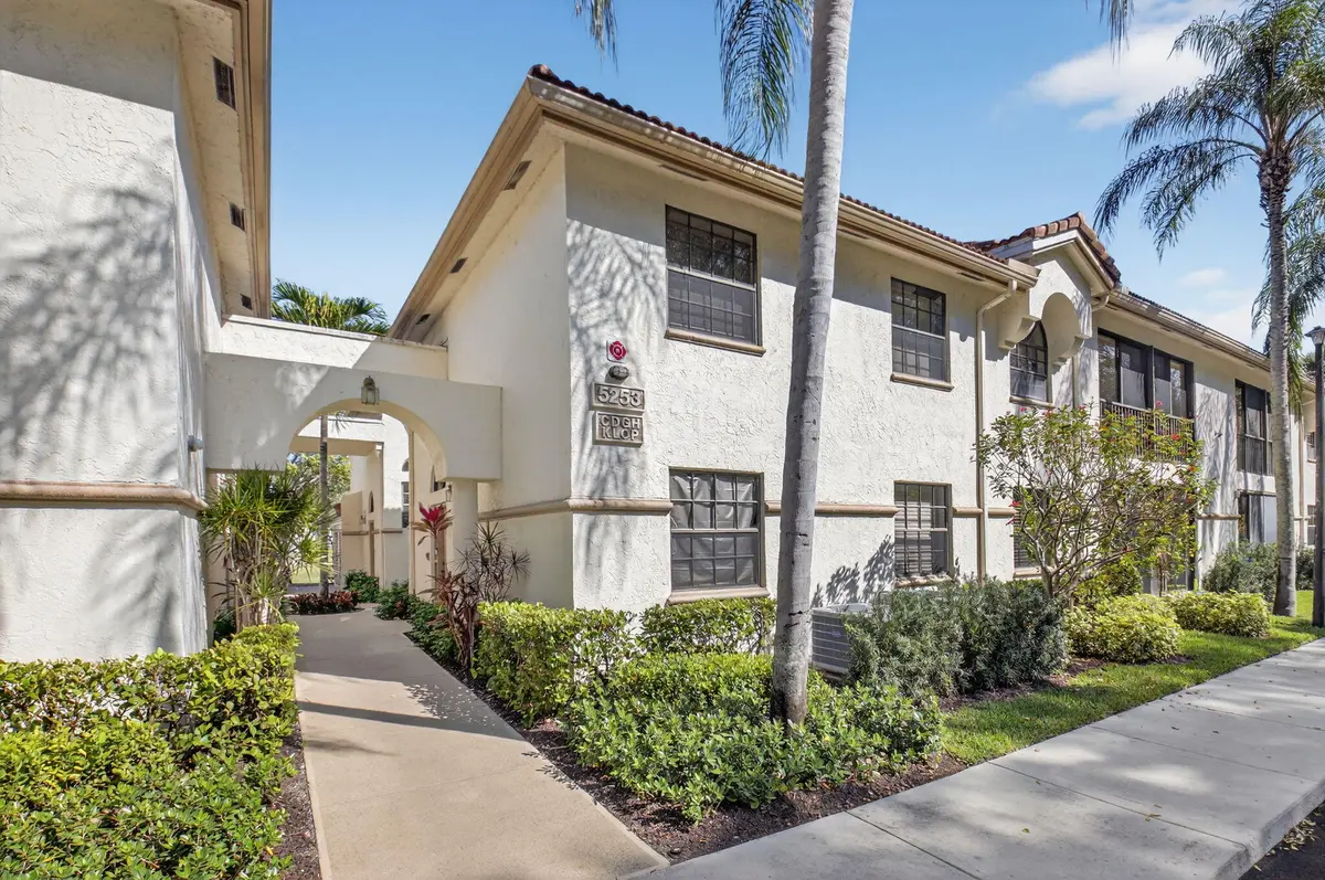 5253 Brisata Circle at 5253 Brisata Circle L, Boynton Beach