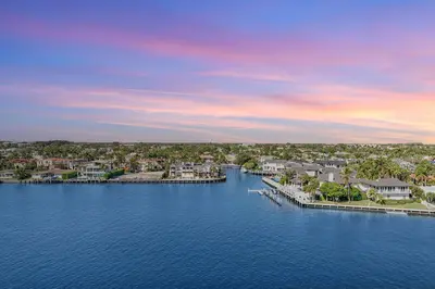 3420 S Ocean Boulevard 9t, Highland Beach – sold