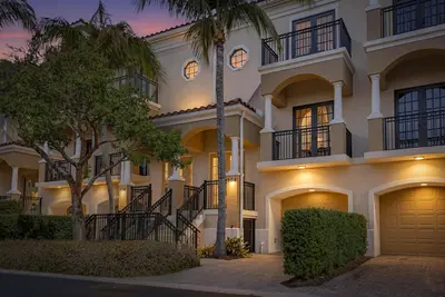 504 Del Sol Circle, Tequesta – sold
