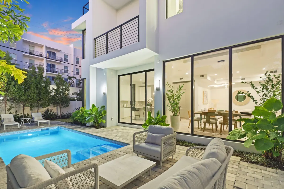 201 Southeast 4th Ave - 113.jpg-SMALL at 201 SE 4th Avenue, Delray Beach