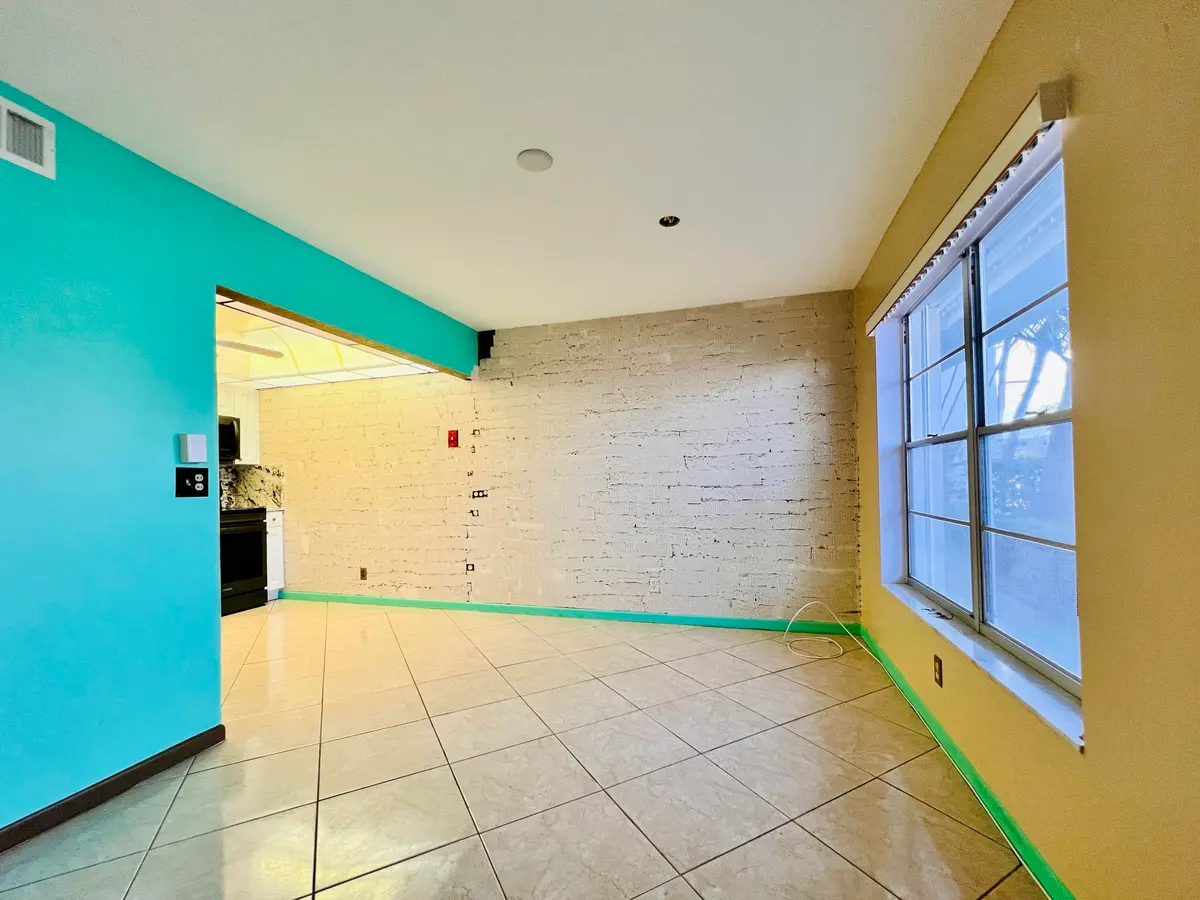 Dining to KItchen at 110 Wellington B, West Palm Beach