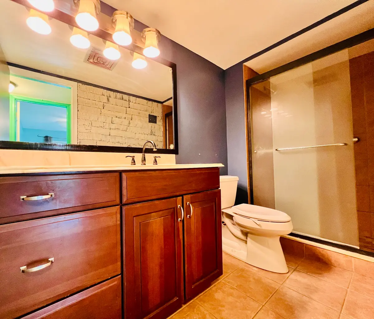 Updated Guest Bath at 110 Wellington B, West Palm Beach