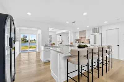 2001 SW Roma Way, Boynton Beach – sold