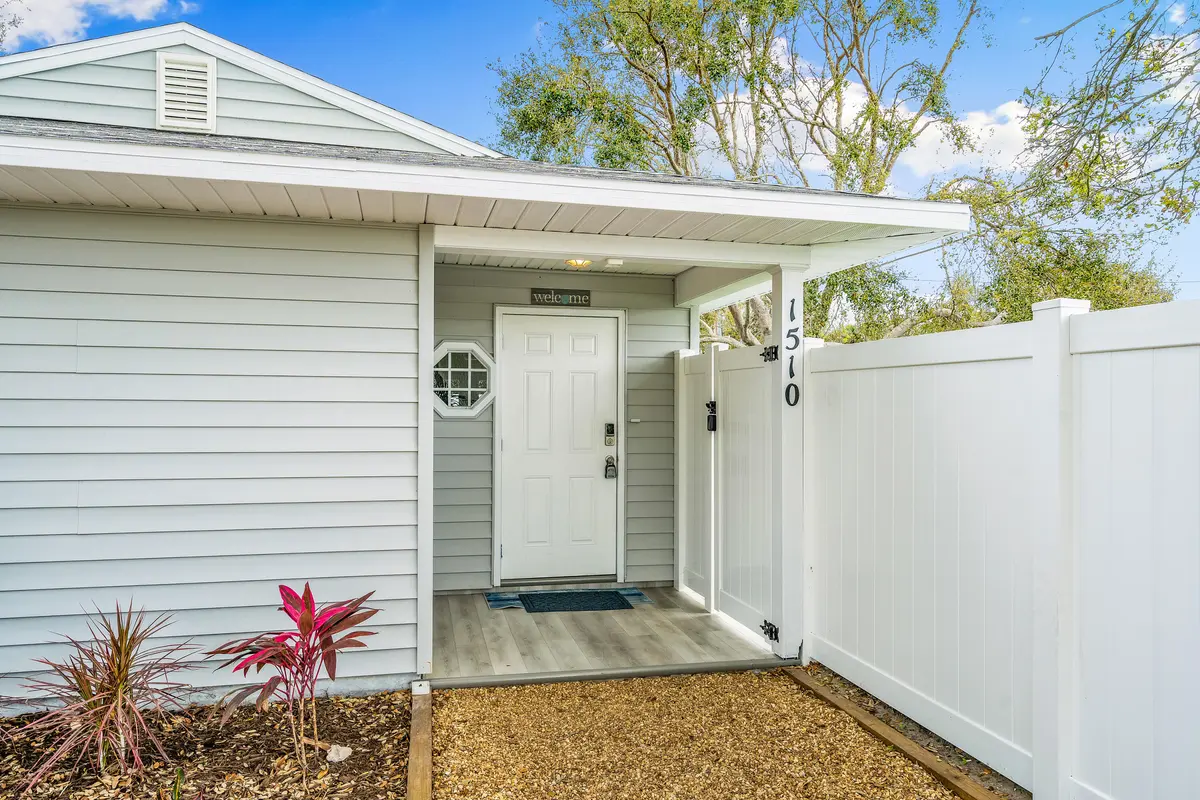 1.9 at 1510 3rd Court, Vero Beach