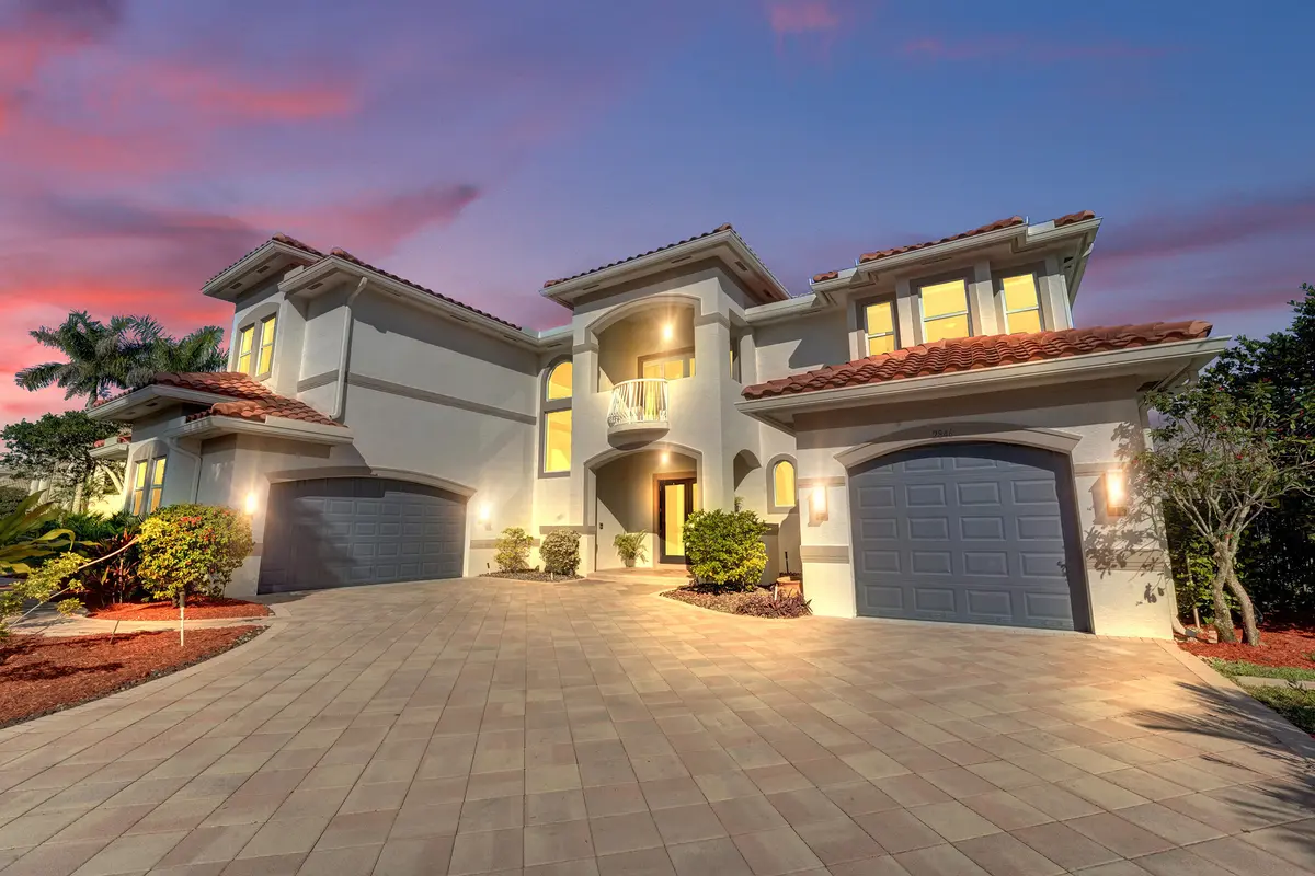 2846 Juniper Lane at 2846 Juniper Lane, Davie