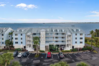 10 NE Plantation Road 305, Stuart – sold