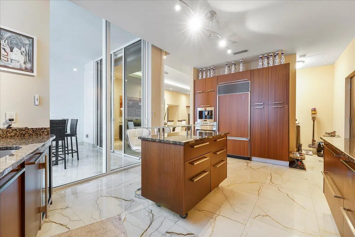 20250909234202917436000000-o at 15901 Collins Avenue 3804, Sunny Isles Beach