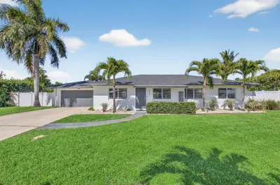 937 SW 36th Court, Boynton Beach – sold