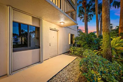 1601 Marina Isle Way 106, Jupiter – sold