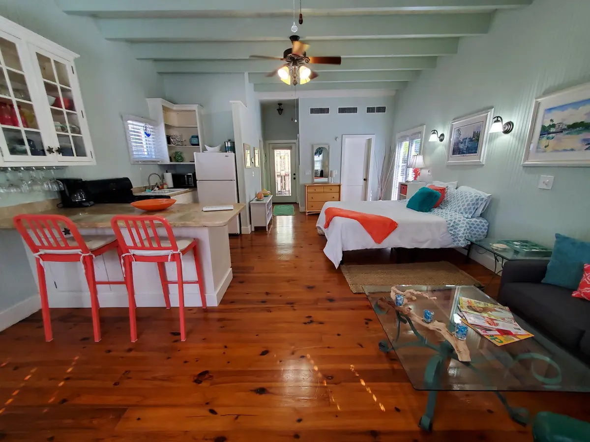 . at 226 NE 1st Avenue Key Lime Suite, Delray Beach