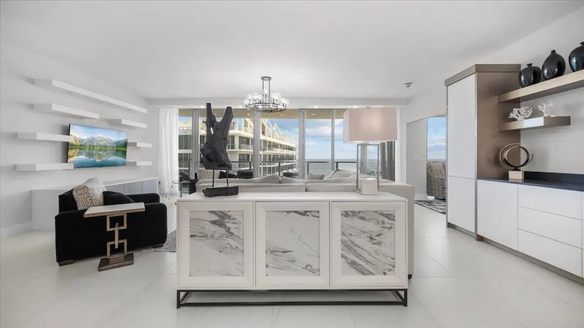 15-DSC00868 at 3100 N Ocean Drive P-1904, Riviera Beach