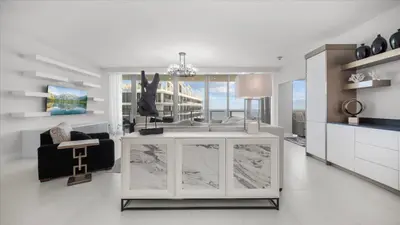 3100 N Ocean Drive P-1904, Riviera Beach – sold