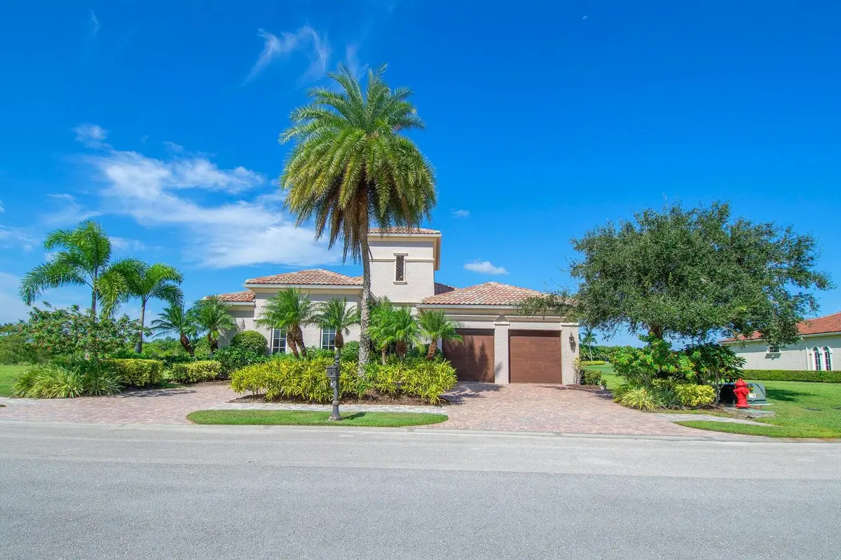 20241022131533814652000000-o at 138 SE Via San Marino, Port St. Lucie