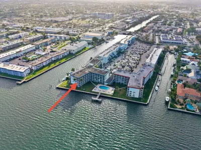 100 Paradise Harbour Boulevard 304, North Palm Beach – Condominium for sale