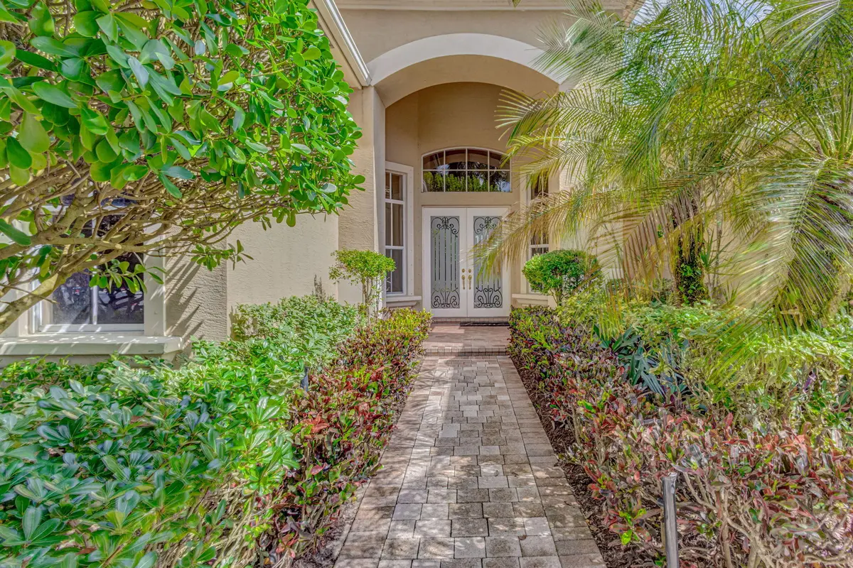 3-web-or-mls-5D1A6256JS at 108 Tranquilla Drive, Palm Beach Gardens