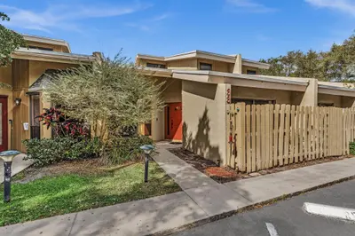 1400 NW 9th Avenue E-33, Boca Raton – sold