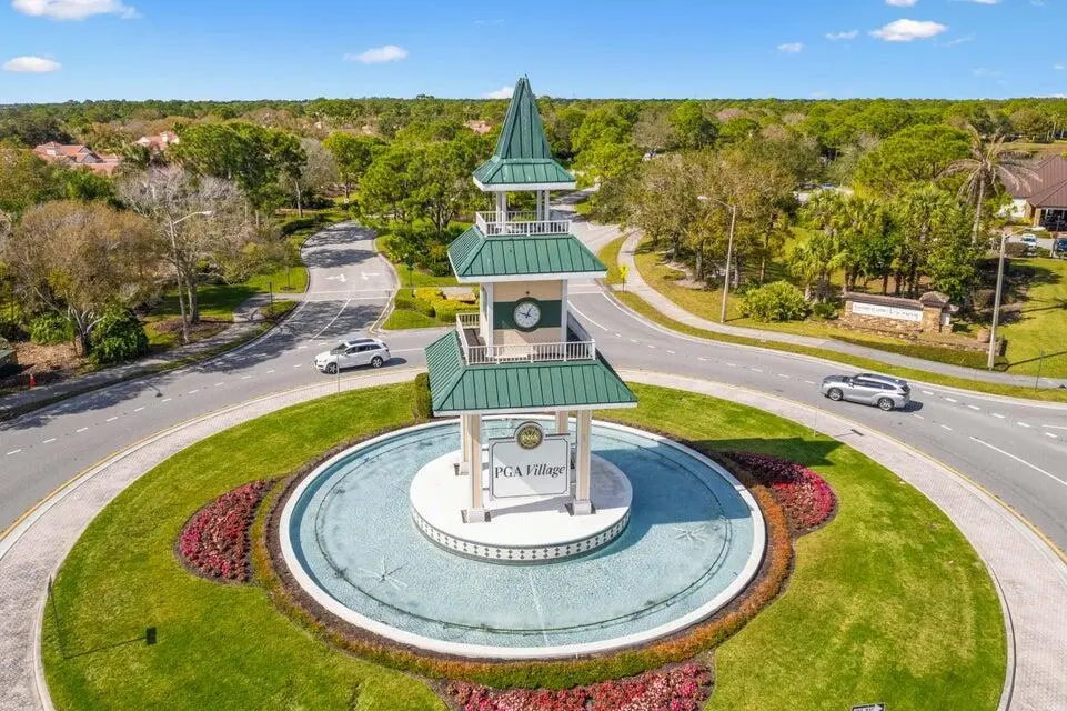 Entry drone at 7241 Maidstone Drive, Port St. Lucie