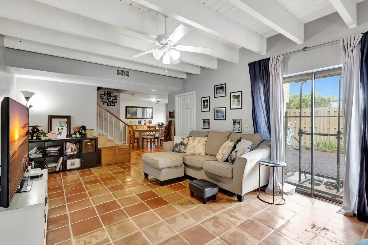 Family/Living Area at 1586 Shaker Circle, Wellington