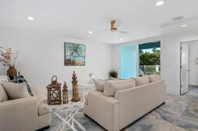 107 Desota Street, Hutchinson Island – Townhouse for sale