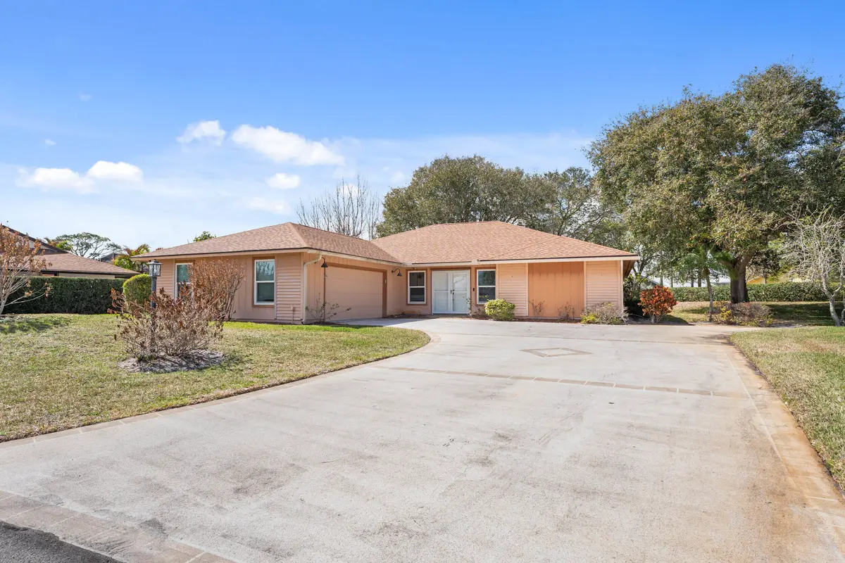 3_smg06226 at 6581 SE Nantucket Court, Hobe Sound