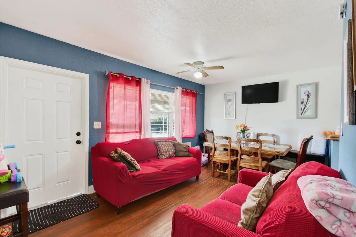 15-web-or-mls-DSC_1346 at 512 N 9th Avenue, Lake Worth Beach