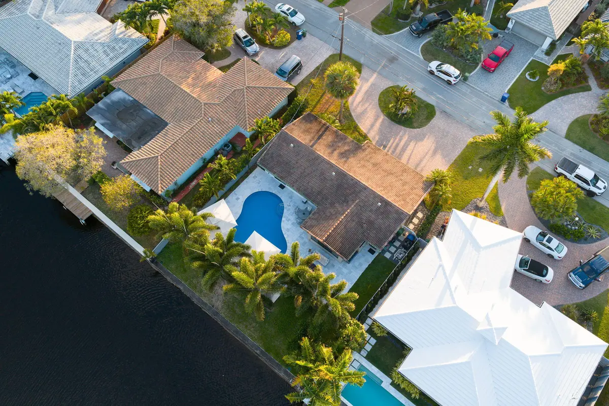 8-web-or-mls-photo-8 at 2200 NE 15th Terrace, Wilton Manors