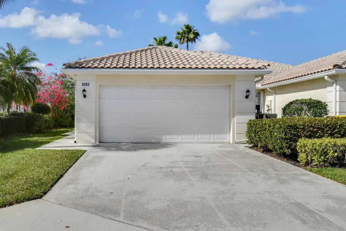 Front view at 8392 SE Paurotis Lane, Hobe Sound