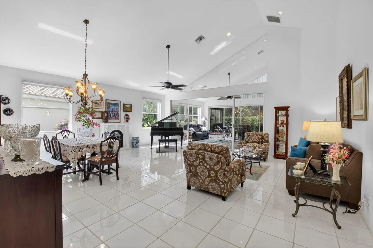 7-web-or-mls-DSC_5347 at 11893 Fountainside Circle, Boynton Beach