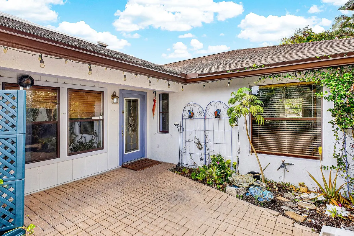 Front at 12445 Guilford Way, Wellington