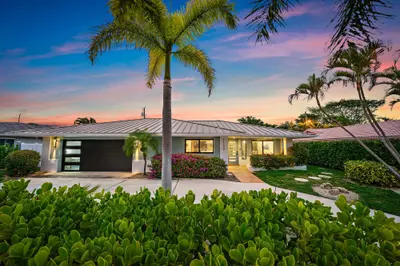 1120 Singer Drive, Riviera Beach – sold