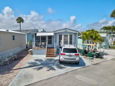 976 Nettles Boulevard, Jensen Beach – sold
