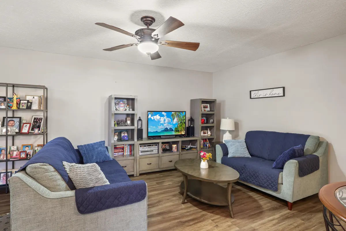 14_img_4944 at 297 Farnham M, Deerfield Beach