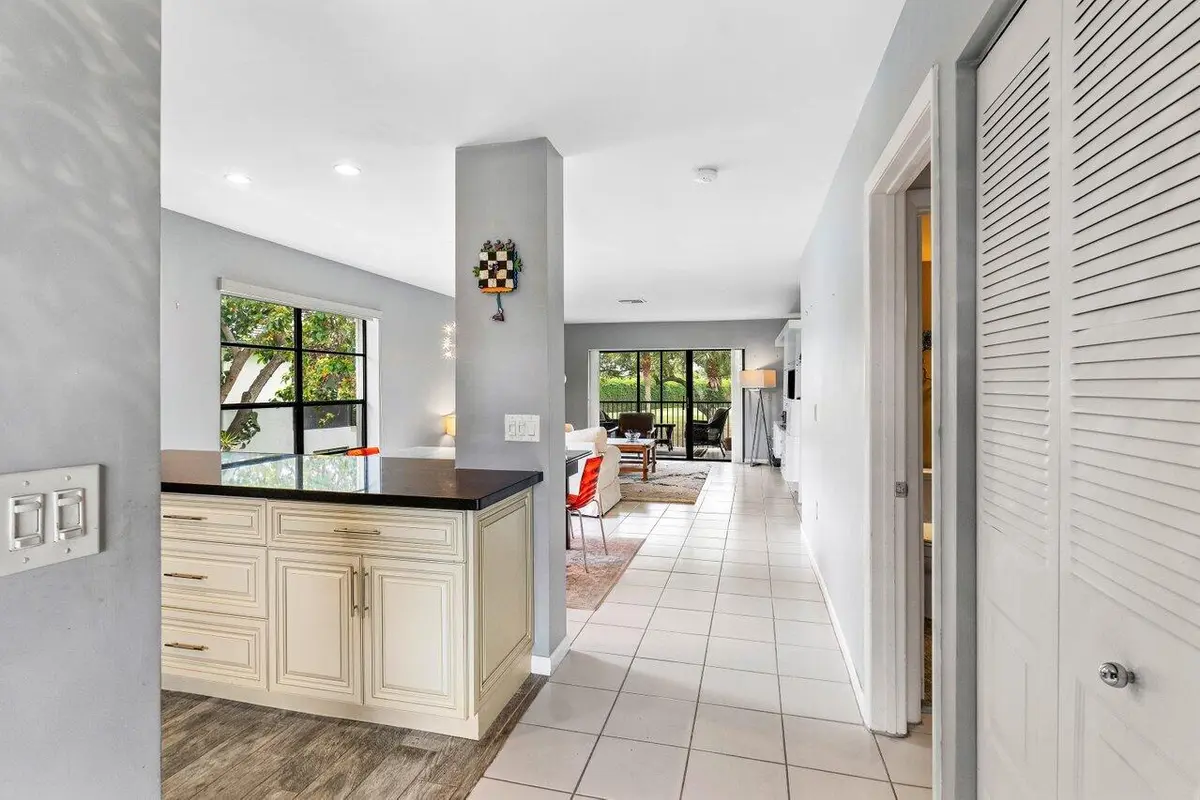 Open Floor Plan at 20 Southport Lane B, Boynton Beach