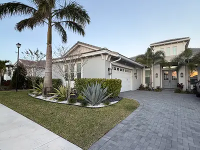 4686 Estates Circle, Westlake – sold