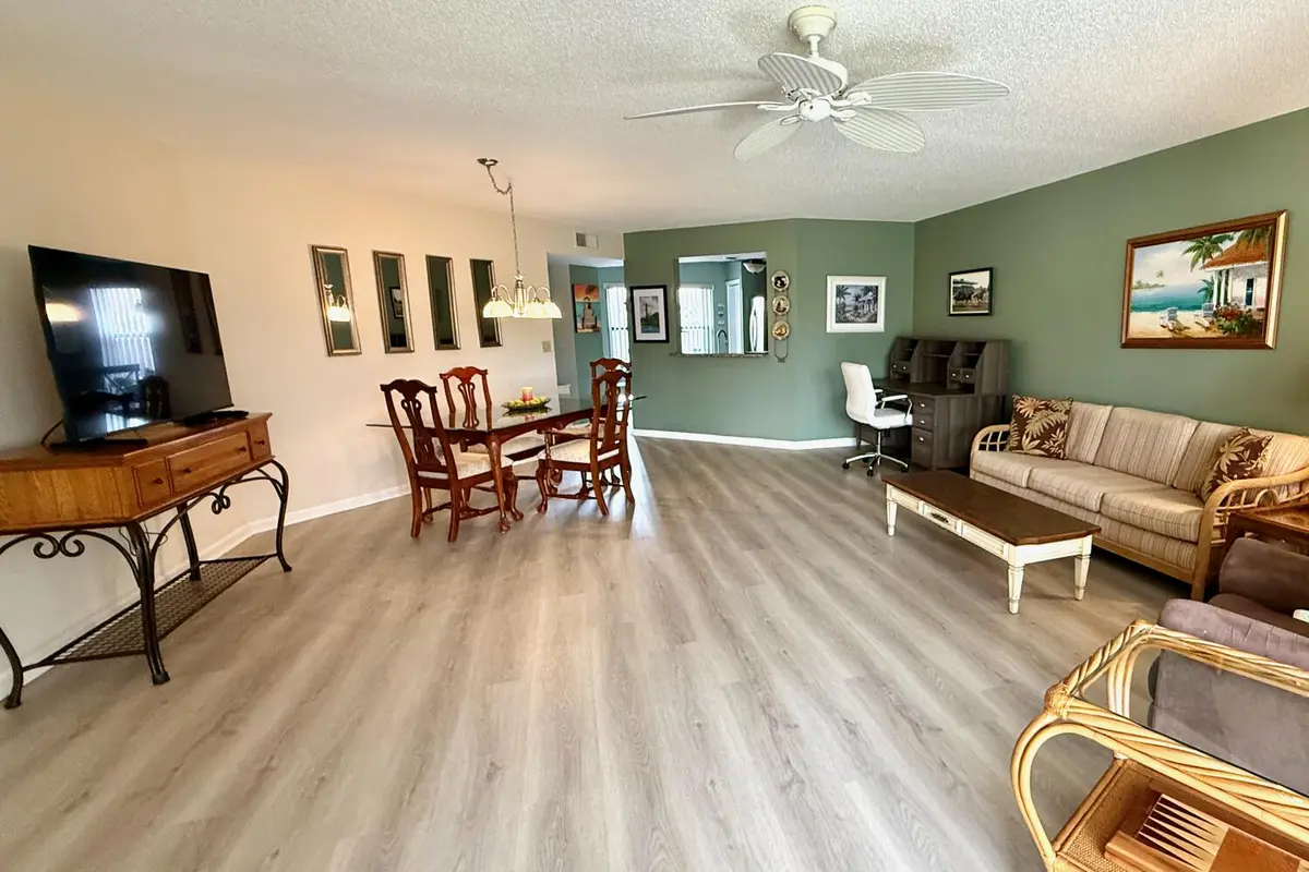 6030 SE Martinique at 6030 SE Martinique Drive 102, Stuart