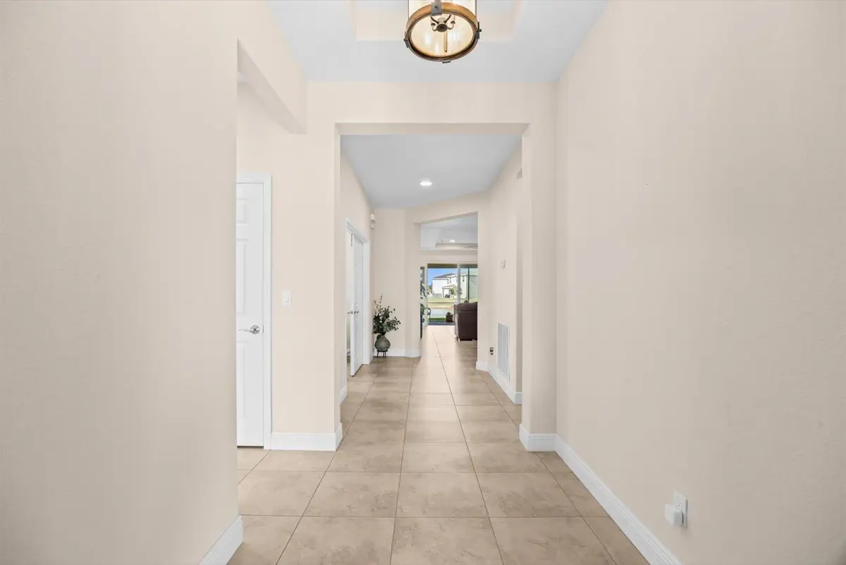 04-dem in-15 at 1114 NW Demedici Rd Road, Port St. Lucie