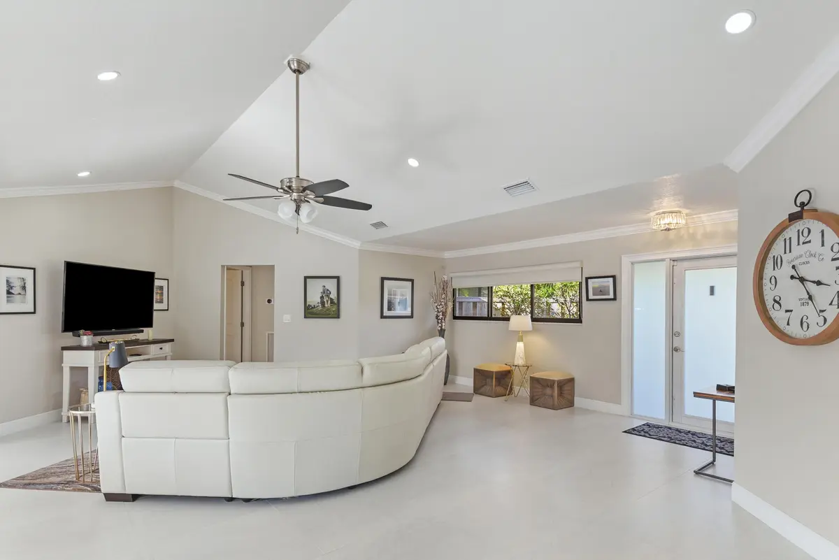 1127 E Seminole Ave_#15C_Marina Brier_1 at 1127 E Seminole Avenue 15c, Jupiter