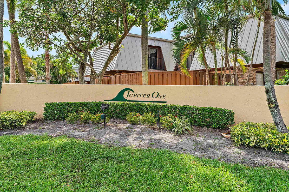 003-1420OceanWayCommunityPhotos-Jupiter- at 1420 Ocean Way 7c, Jupiter